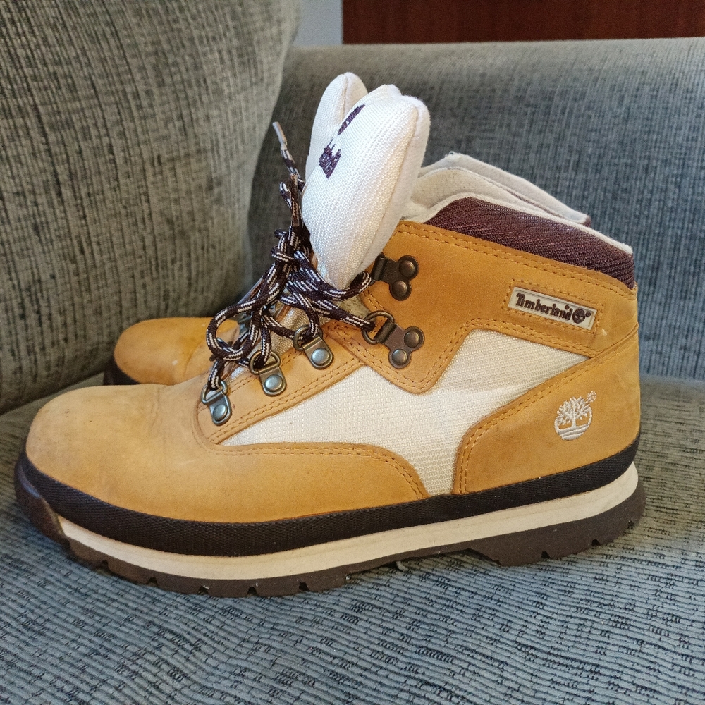 Timberland Hiking Boots Women’s Leather Lace Up Ankle High Light Brown Size 5.5
